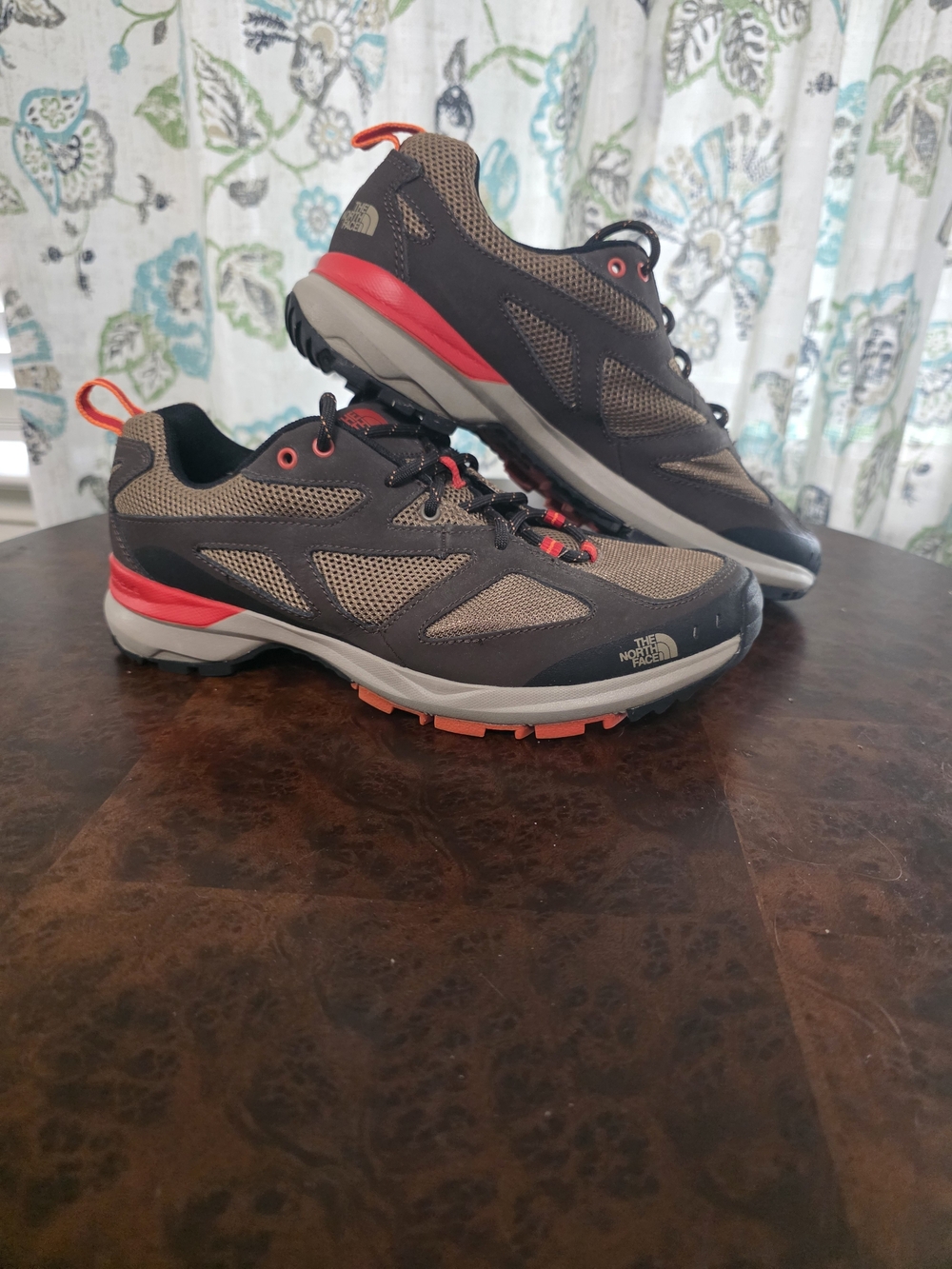 Title:
The North Face Men's Hedgehog Fastpack Low Hiking Shoes - 8